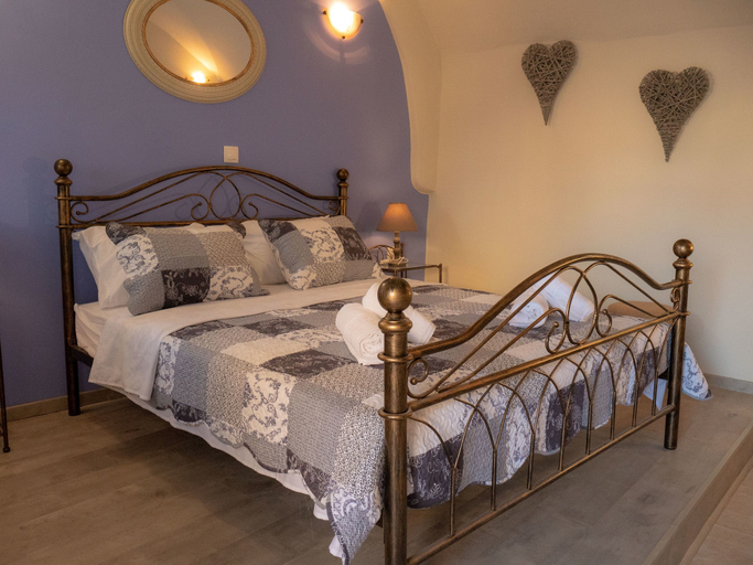 Bedroom 3, Galini Apartment, South Aegean