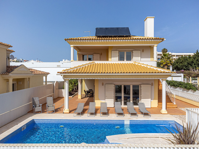 Sport & Beauty 5, Villa Ribeiro by HelloVacations, Albufeira