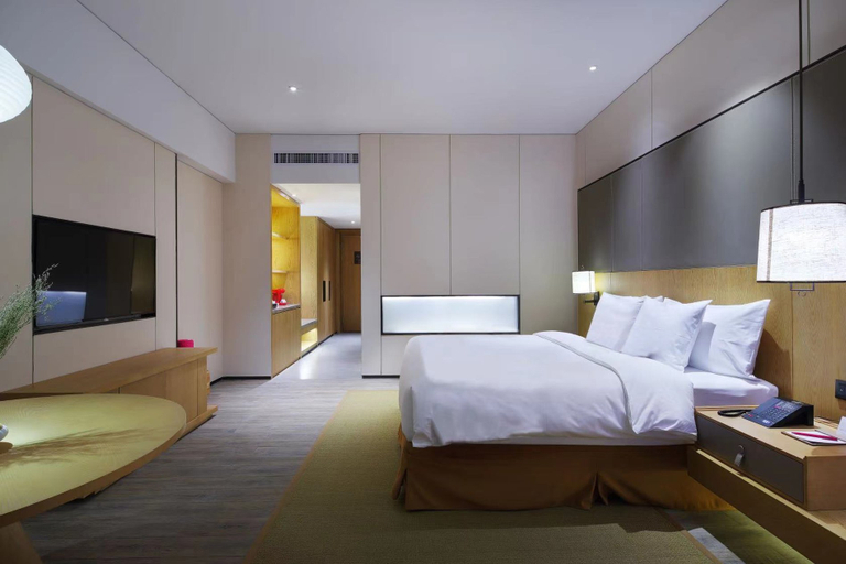 Bedroom 4, Crowne Plaza NANCHANG WANLI by IHG, Nanchang