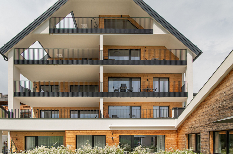 Exterior & Views 2, AlpenParks Hotel & Apartment Carpe Solem, Tamsweg
