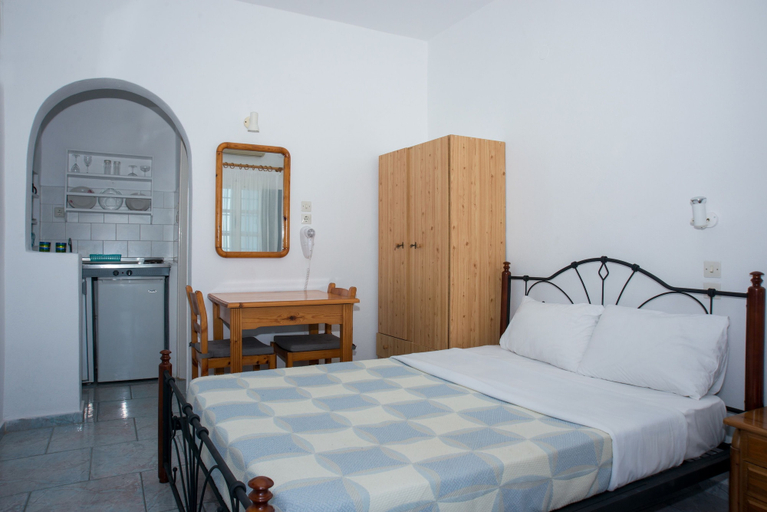 Bedroom 5, Prekas Apartments, South Aegean