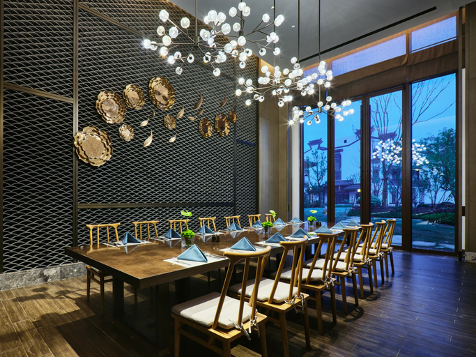 Food & Drinks 3, Crowne Plaza WUXI LAKE VIEW by IHG, Wuxi