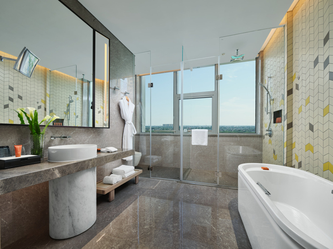 Bathroom 5, Crowne Plaza QIDONG by IHG, Nantong