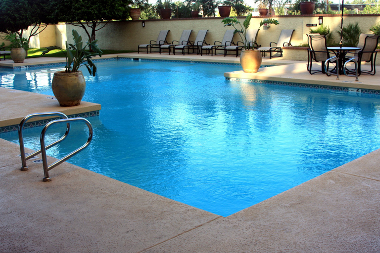 Sport & Beauty 2, Crowne Plaza PHOENIX AIRPORT - PHX by IHG, Maricopa