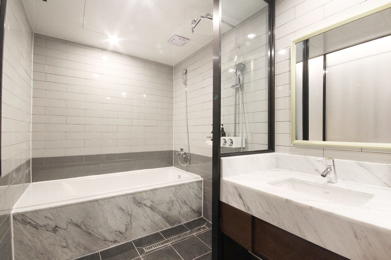 Bathroom 8