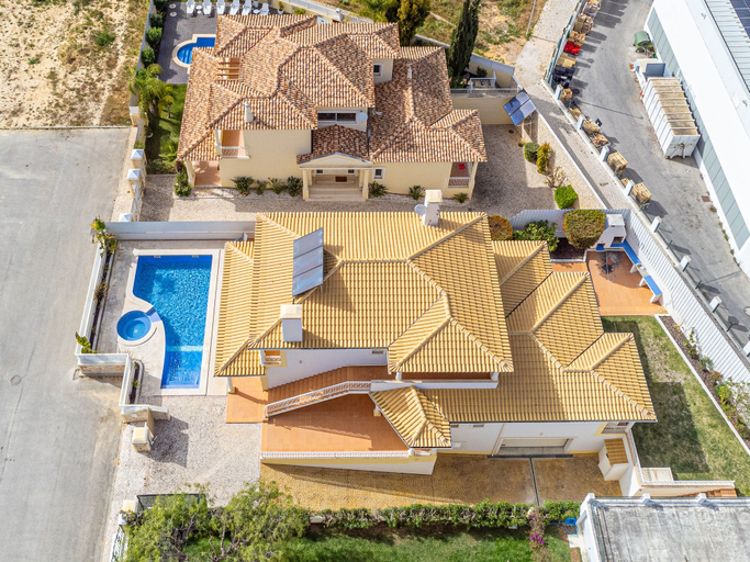 Exterior & Views 2, Villa Ribeiro by HelloVacations, Albufeira