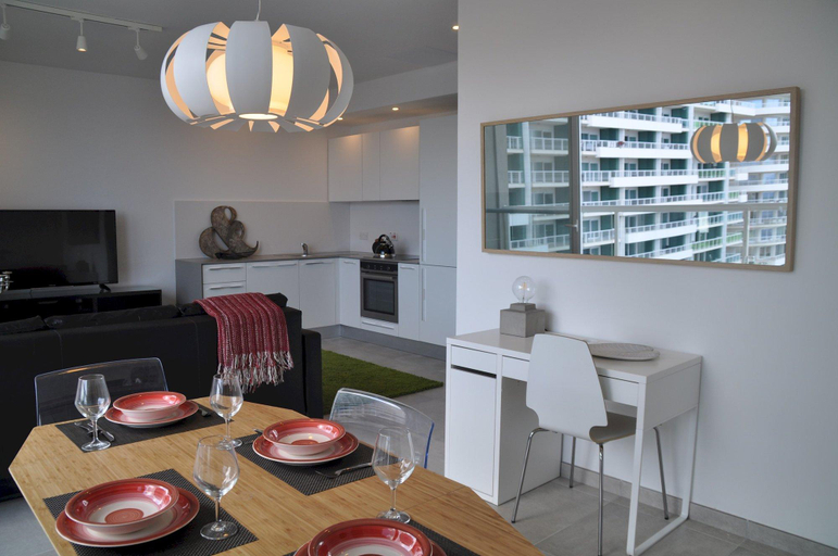 Others 4, Modern Seaview Apartment In a Prime Location