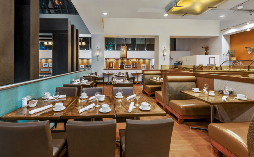 Food & Drinks 2, Crowne Plaza SEATTLE-DOWNTOWN by IHG, Seattle