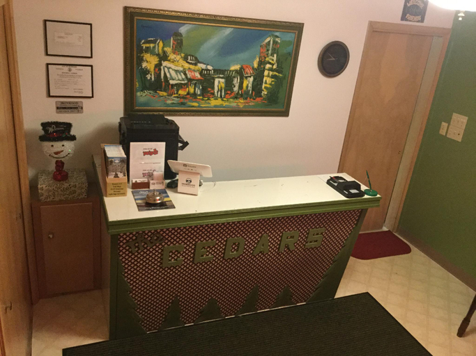 Public Area 3, Cedars Motel, Gogebic