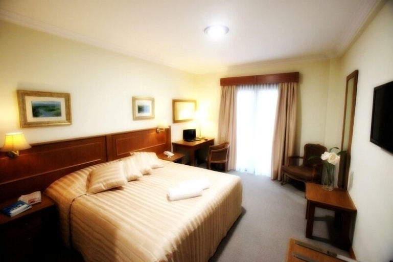 Bedroom 2, Afkos Grammos Luxury Boutique Hotel, West Macedonia