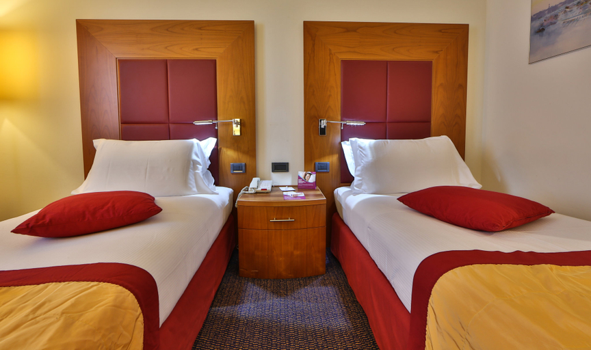 Bedroom 3, Crowne Plaza VENICE EAST - QUARTO D'ALTINO by IHG, Venezia