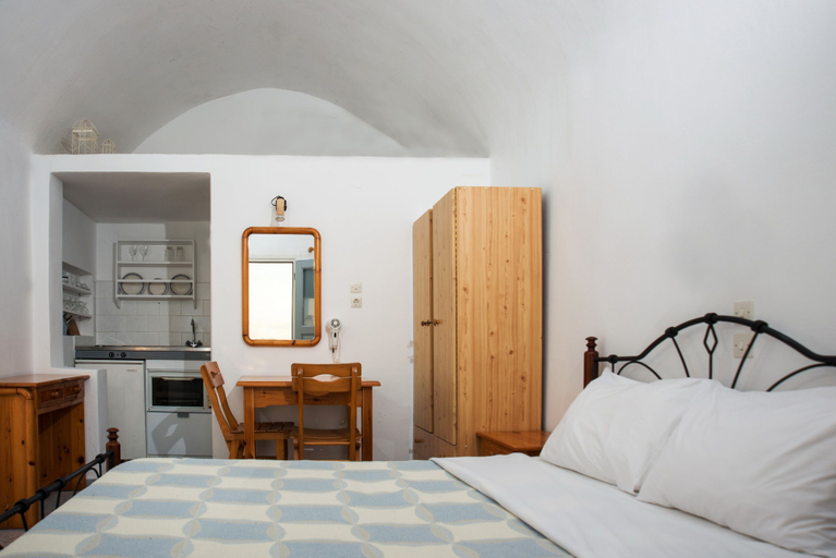 Bedroom 3, Prekas Apartments, South Aegean