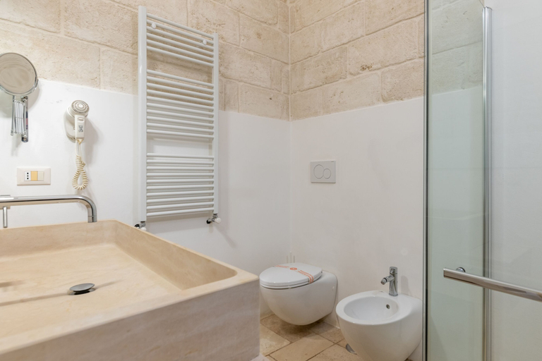 Bathroom 5, Dimora Celeste, Brindisi