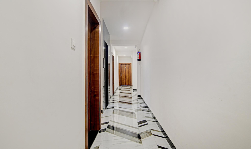 Public Area 3, Itsy Hotels Phoenix, Indore