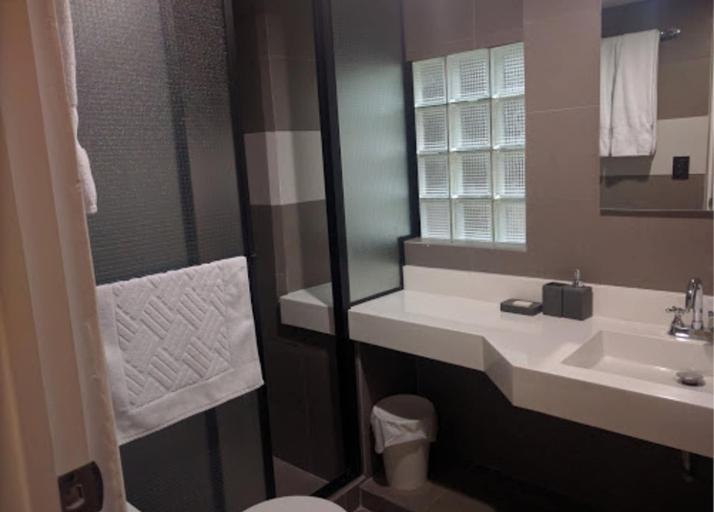 Bathroom 5, Aparthotel Altamira, ZONA 9