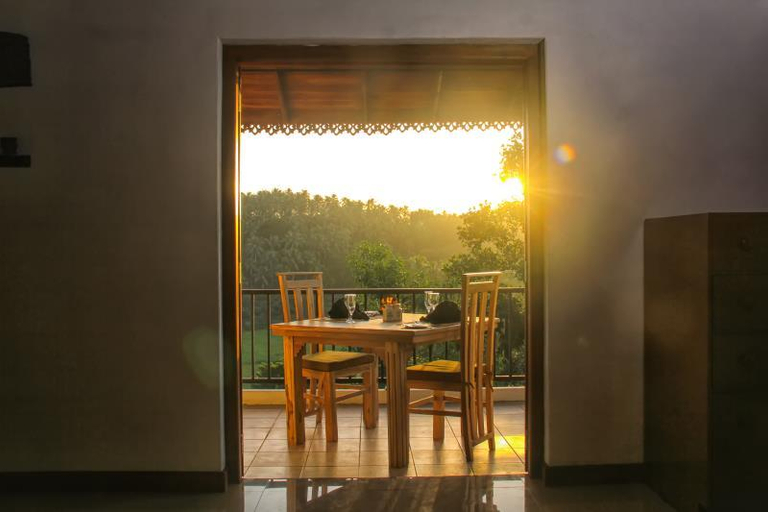 Food & Drinks 4, Elephant Villa, Mirigama