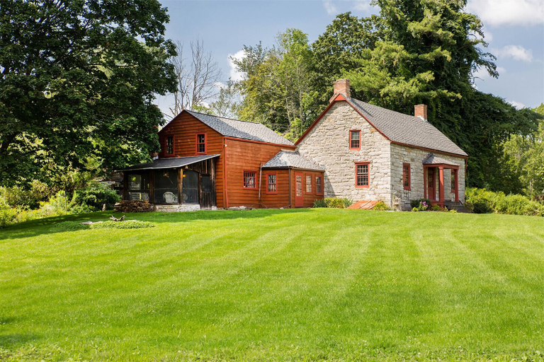 Exterior & Views 1, 1735 Stone Farmhouse, Albany