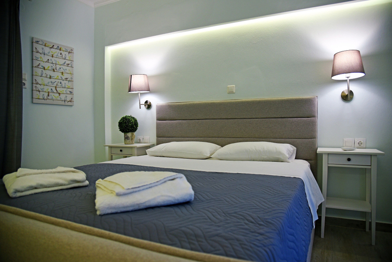 Bedroom 3, Castello Apartments, Crete