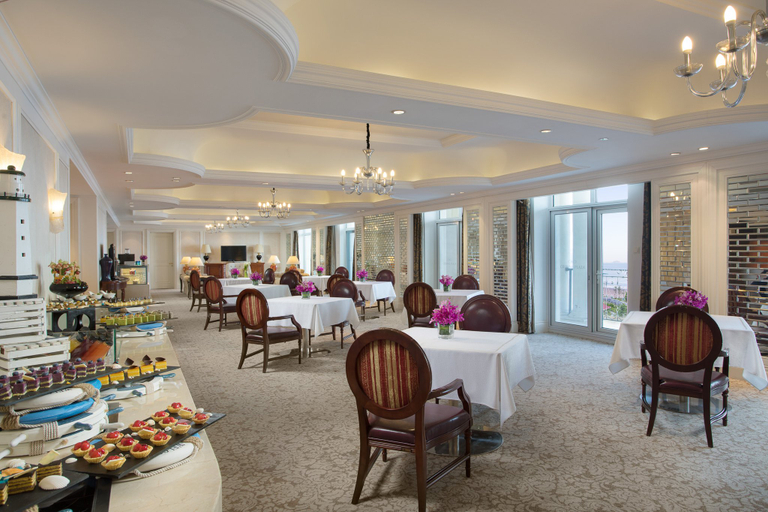 Food & Drinks 1, Crowne Plaza QINGDAO OCEAN SPRING RESORT by IHG, Qingdao