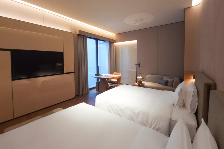 Bedroom 5, Crowne Plaza CHAOZHOU RIVERSIDE by IHG, Chaozhou