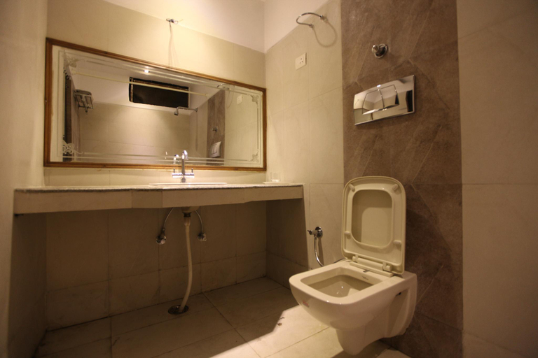Bathroom 5, Hotel Landmark - Centre of City Chandigarh, Chandigarh
