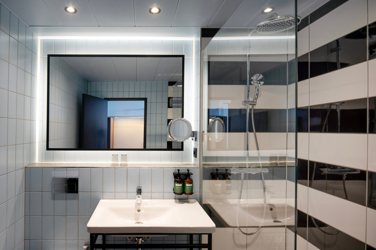 Bathroom 3, Crowne Plaza ANTWERP by IHG, Antwerpen