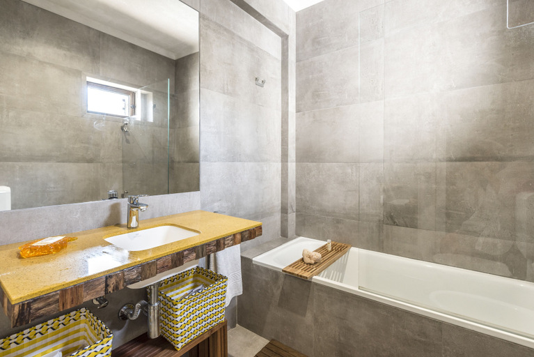 Bathroom 4, Villa 39, Lagoa