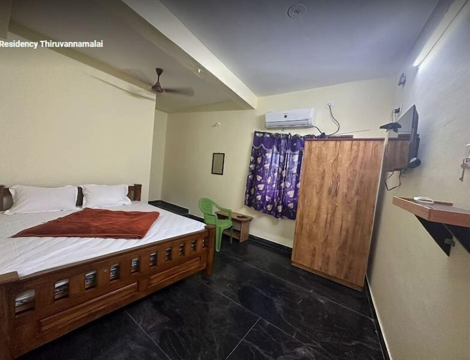 Bedroom 3, Sharma ResidencyTiruvannamalai RoyalStay, Viluppuram