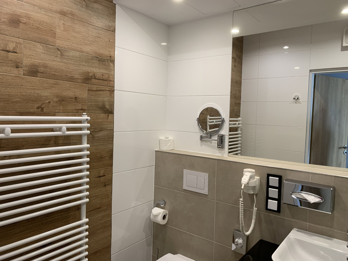Bathroom 4, ApartHotel Termy Uniejow, Poddębice