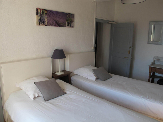 Bedroom 2, Le Guintrand, Vaucluse
