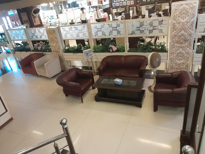 Public Area, Royal Desert Palm Hotel, Bahawalpur