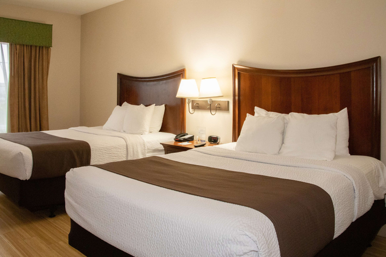 Bedroom 3, Best Western I-5 Inn & Suites, San Joaquin