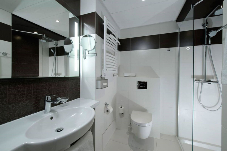 Bathroom 5, Hotel Mercure Bydgoszcz Sepia, Bydgoszcz City