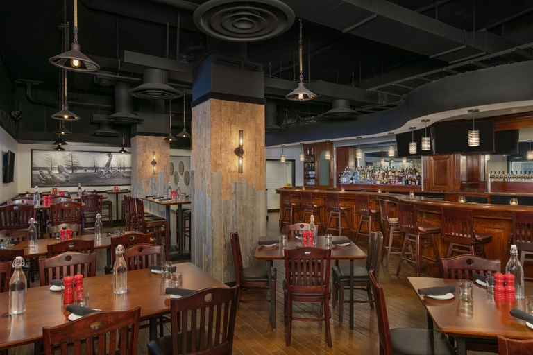 Food & Drinks 2, Crowne Plaza CRYSTAL CITY-WASHINGTON, D.C. by IHG, Arlington