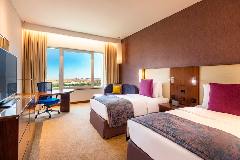 Bedroom 4, Crowne Plaza MUSCAT OCEC by IHG, Seeb