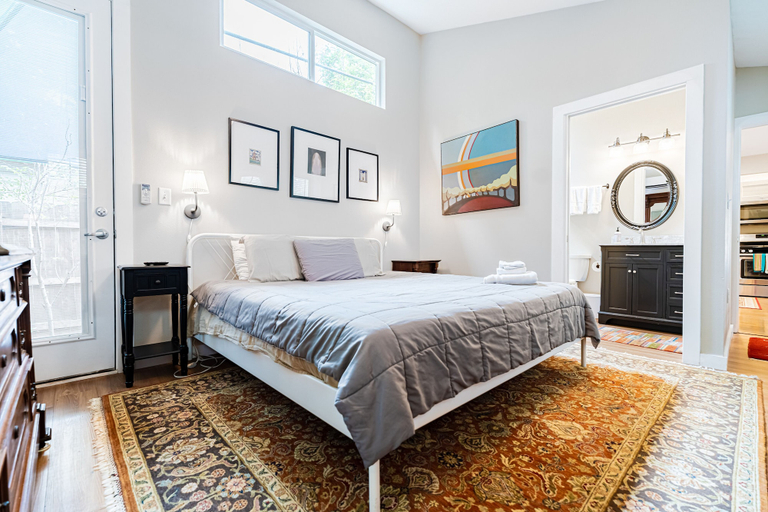 Bedroom 3, Beautiful Cottage Close to Downtown Austin, Travis