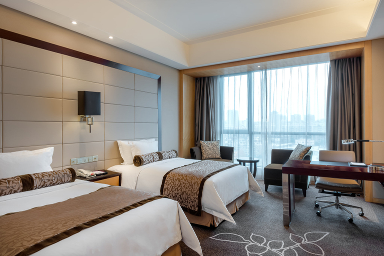 Bedroom 2, Crowne Plaza YICHANG by IHG, Yichang