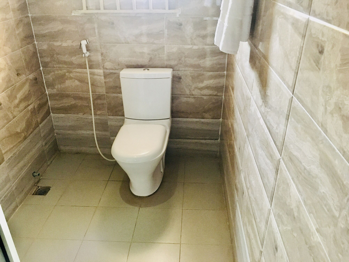 Bathroom 3, IBD International Hotel Ilaro, EgbadoSouth