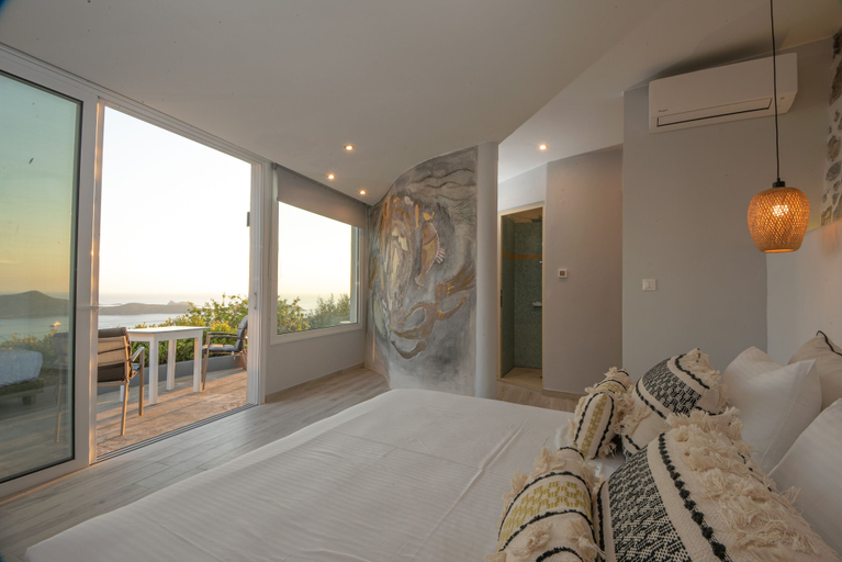 Bedroom 4, Adrakos Apartments - Adults Only, Crete