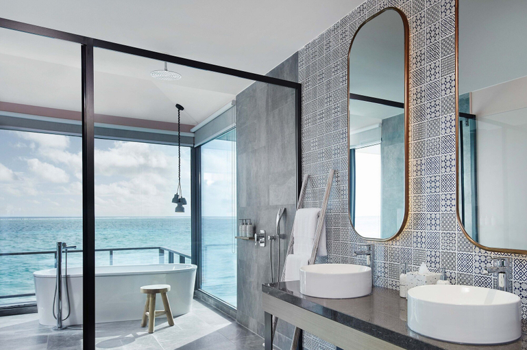 Bathroom 4, Le Meridien Maldives Resort & Spa