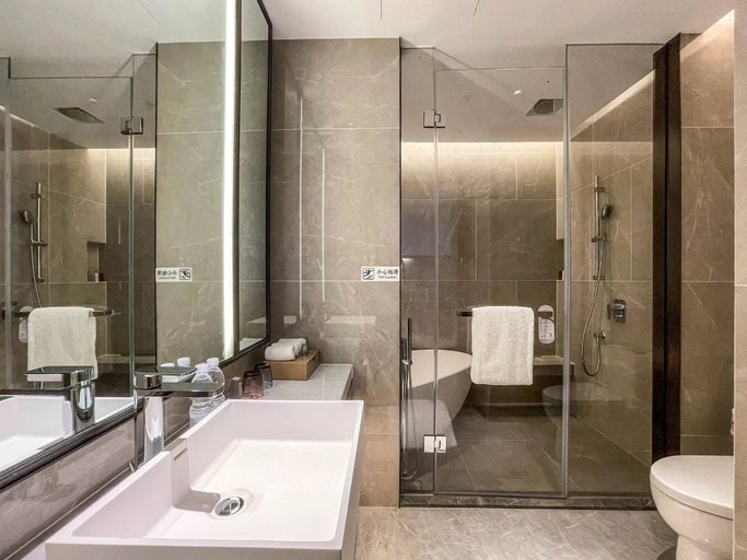 Bathroom 5, The Meixi Lake, Changsha - Marriott Executive Apartments, Changsha