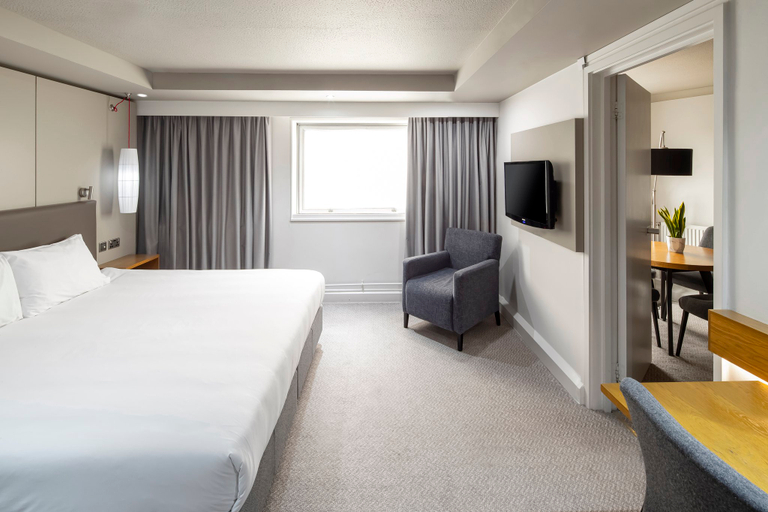 Bedroom 5, Crowne Plaza HARROGATE by IHG, North Yorkshire