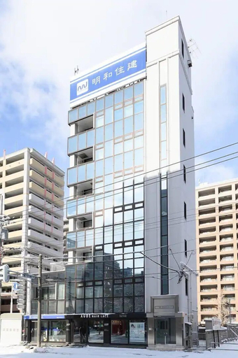 MJ Stays, Sapporo
