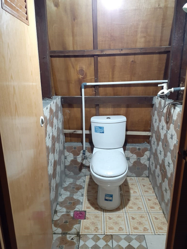 Bathroom, Cabin Kashandra Syariah, Wonosobo