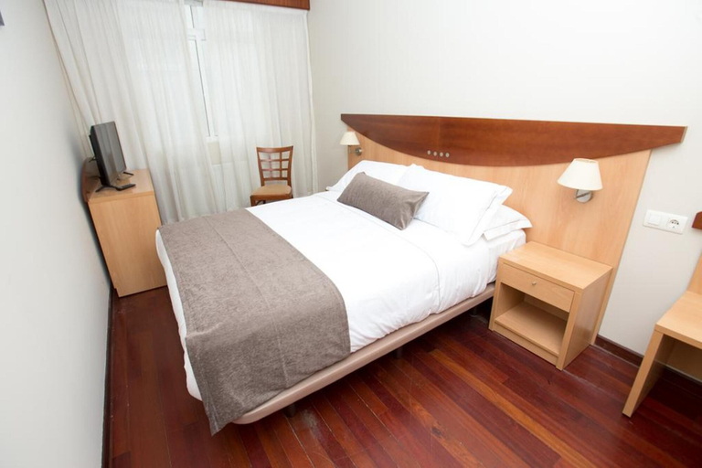 Bedroom 2, Hotel Real Ferrol, A Coruña