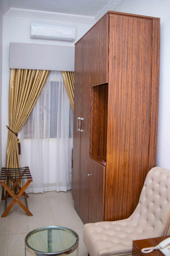 Others 3, The Hallmark Hub Hotel and Apartments, AbujaMun