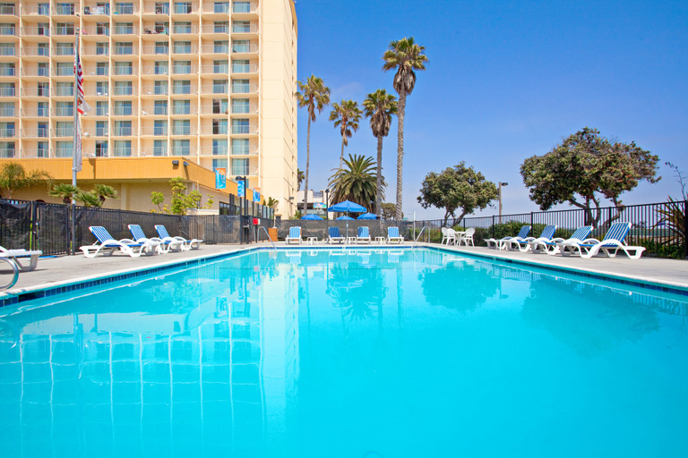 Sport & Beauty 3, Crowne Plaza VENTURA BEACH by IHG, Ventura