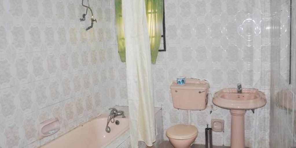 Bathroom, The Noble Place, Calabar