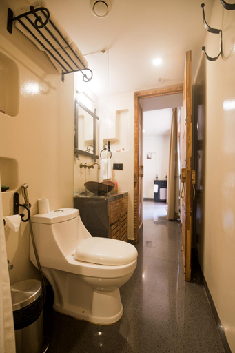Bathroom 5, 3102bce - A Vedic Resort, North Goa