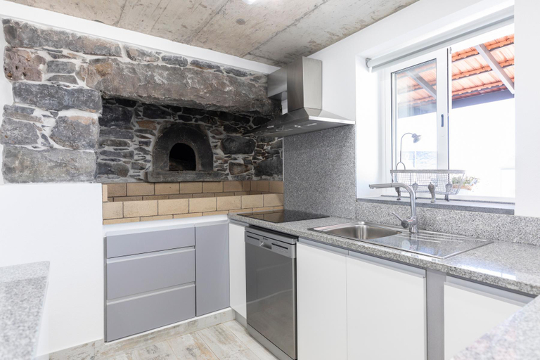 Others 3, Rosinhas House, Calheta